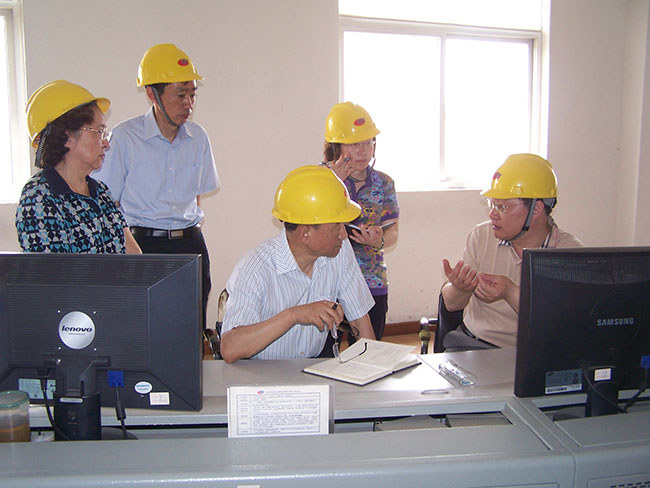 2011年5月21日，中国石油化学工业协会常务副会长、中国氮肥工业协会理事长李寿生、副会长孔祥琳来集团调研